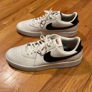 Men’s Nike Court Blanc Shoes - used